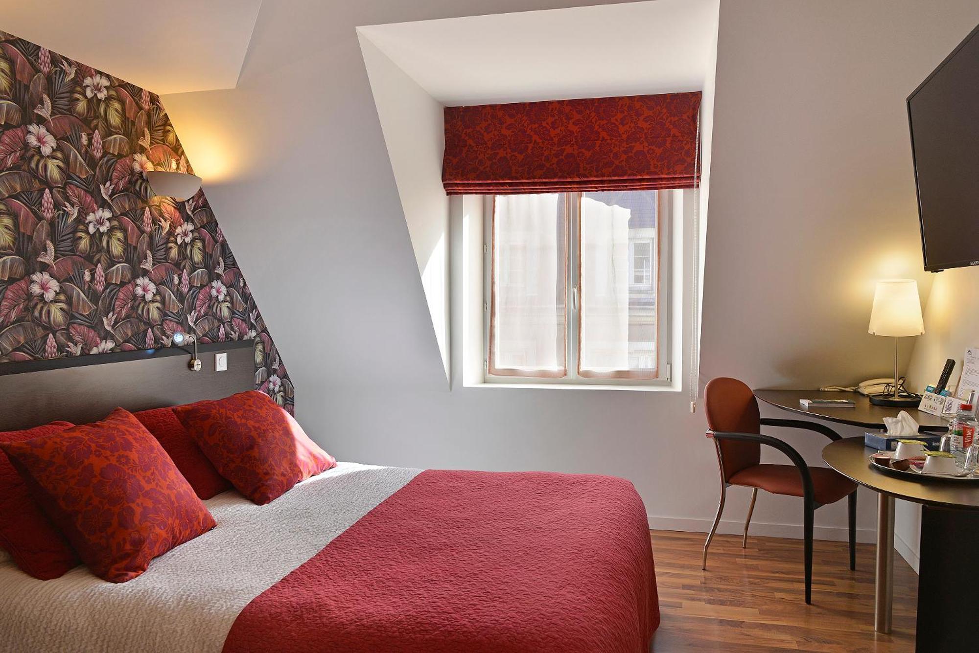 Logis Hotels Le Saint Georges Vendome Exterior photo