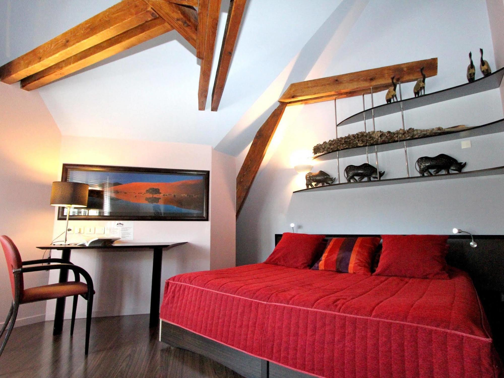 Logis Hotels Le Saint Georges Vendome Exterior photo