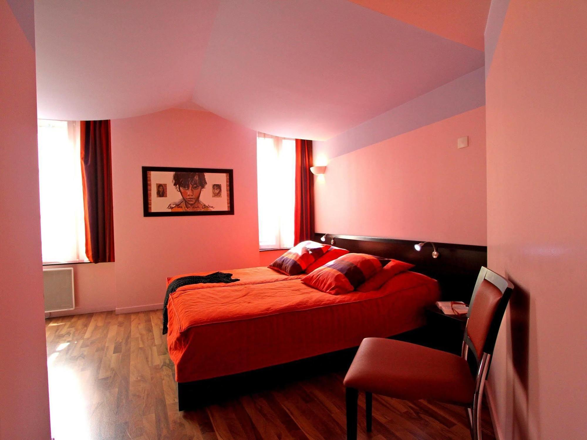 Logis Hotels Le Saint Georges Vendome Exterior photo